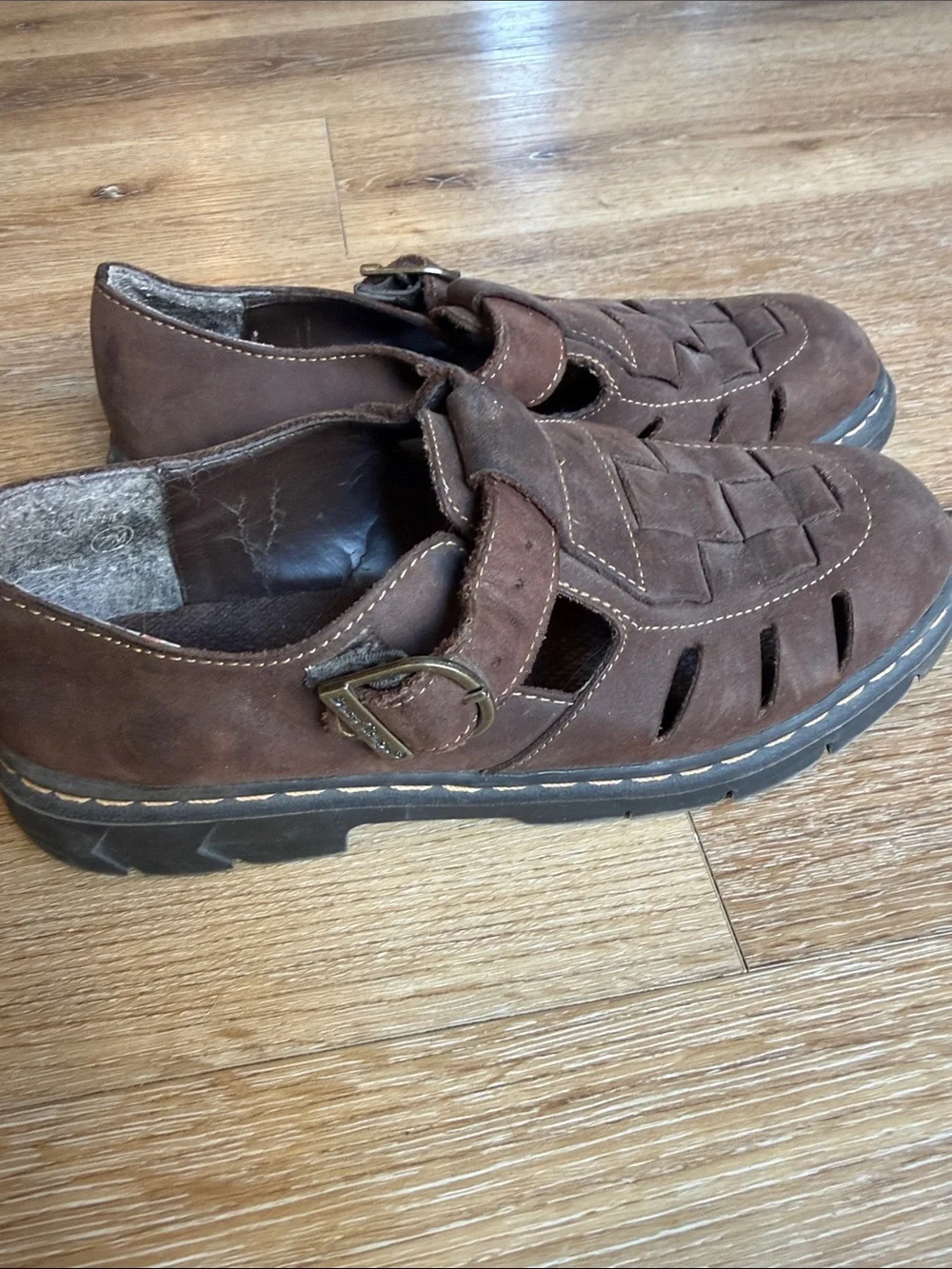 BareTraps Men’s Brown Woven Leather Buckle Sandals